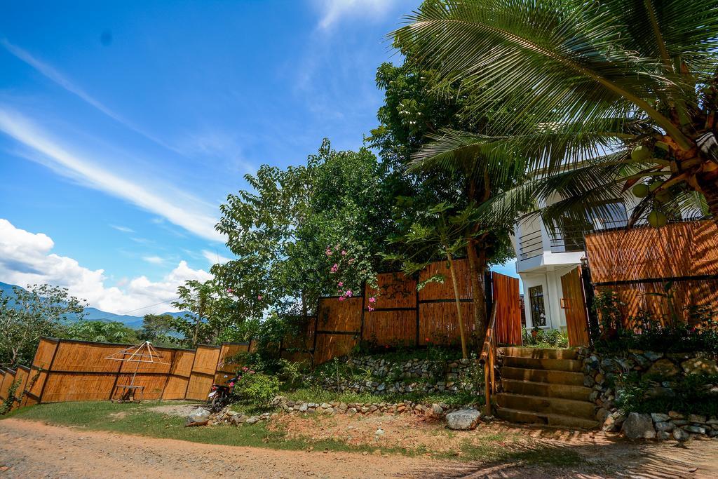 Hilltop Pool And Villa Puerto Princesa Kültér fotó