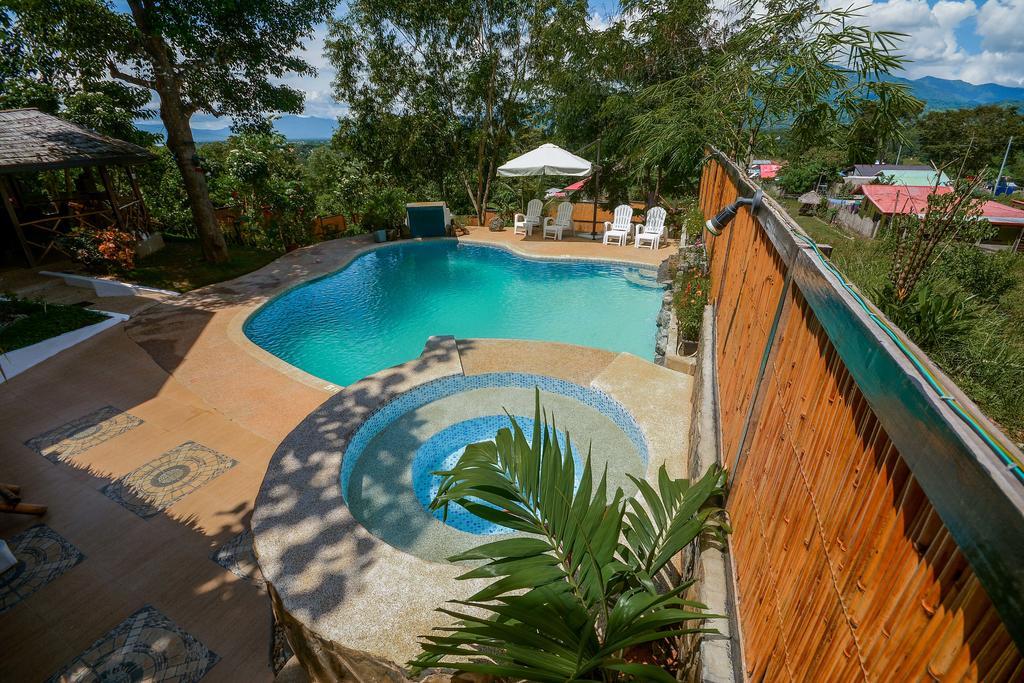 Hilltop Pool And Villa Puerto Princesa Kültér fotó